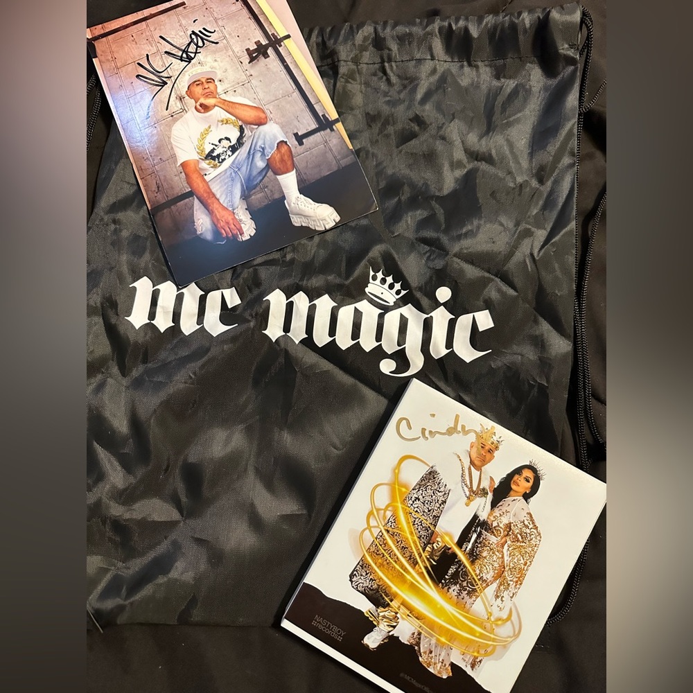 Must Be Magic Makeup Palette- Autographed